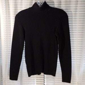 Demetre pure wool turtle neck sweater. Black. Size M.